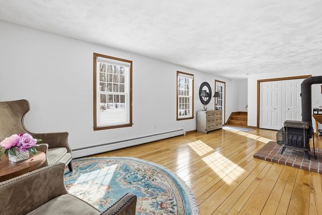 179 Wyman Rd, Groton, MA 01450