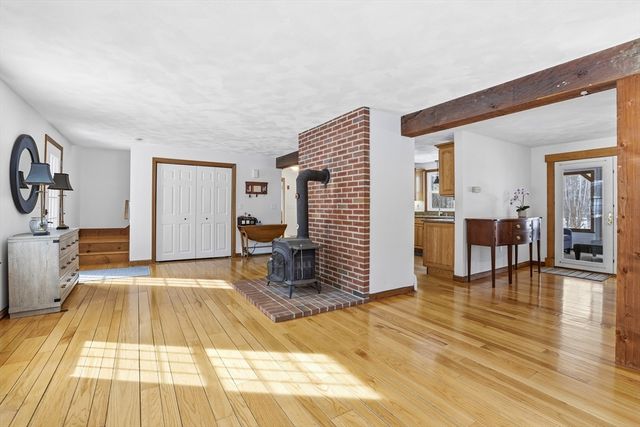 179 Wyman Rd, Groton, MA 01450