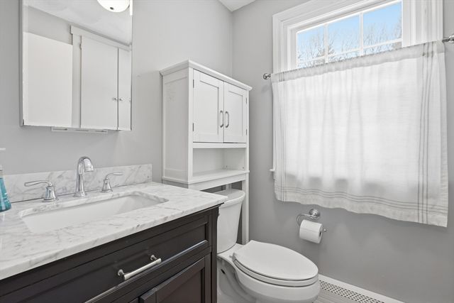 179 Wyman Rd, Groton, MA 01450