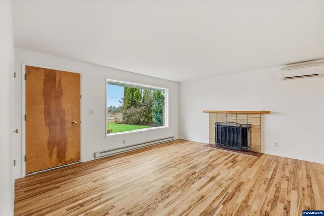 680 SW 53rd St, Corvallis, OR 97333