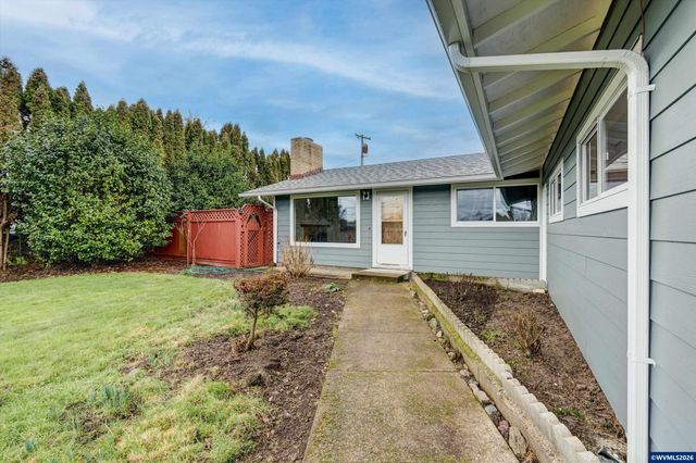 680 SW 53rd St, Corvallis, OR 97333