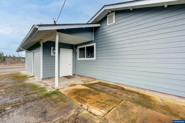 680 SW 53rd St, Corvallis, OR 97333