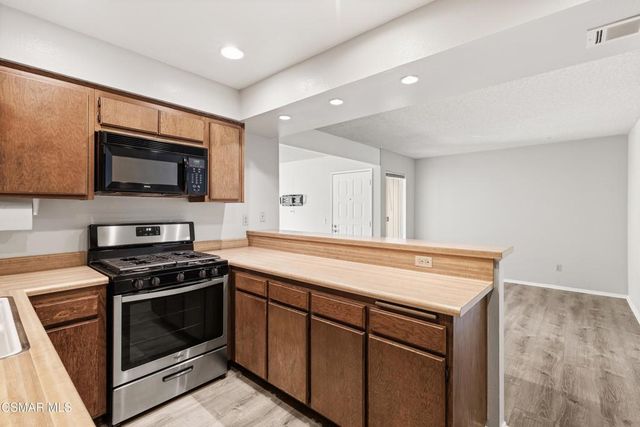 15258 Campus Park Drive G, Moorpark, CA 93021