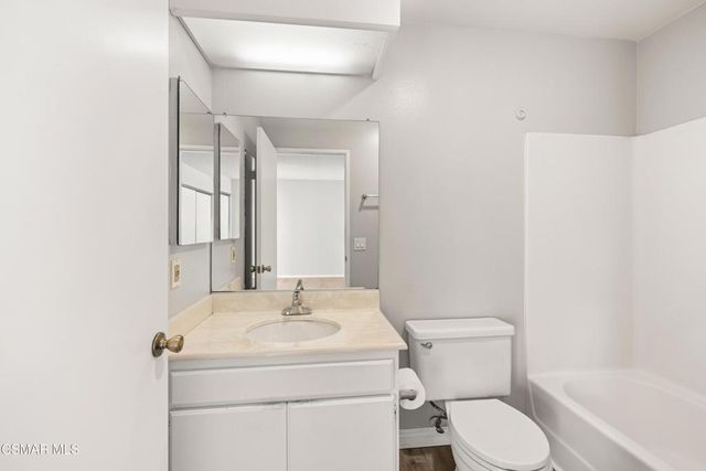 15258 Campus Park Drive G, Moorpark, CA 93021