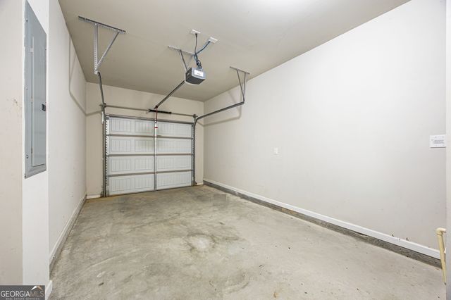 4497 Ravenwood Drive, Union City, GA 30291