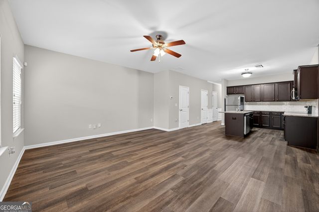 4497 Ravenwood Drive, Union City, GA 30291