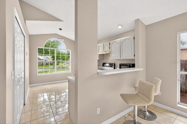 2674 NEWBOLT DRIVE, Orlando, FL 32817