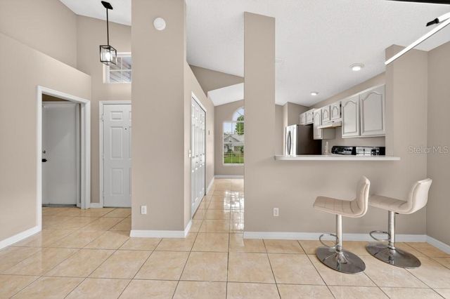 2674 NEWBOLT DRIVE, Orlando, FL 32817