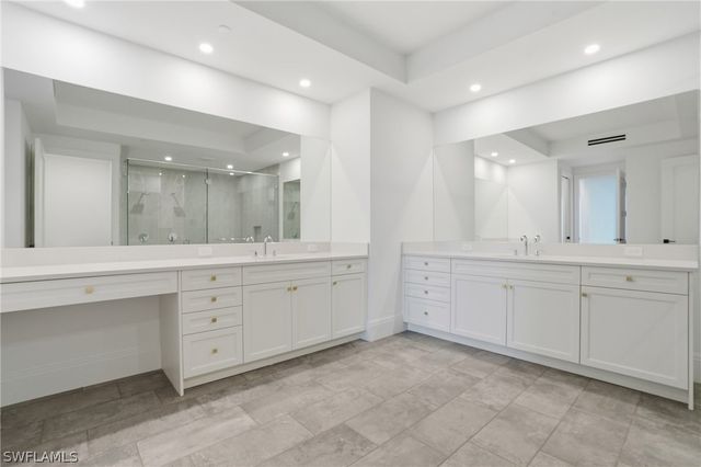 4810 Pelican Colony 903, Bonita Springs, FL 34134