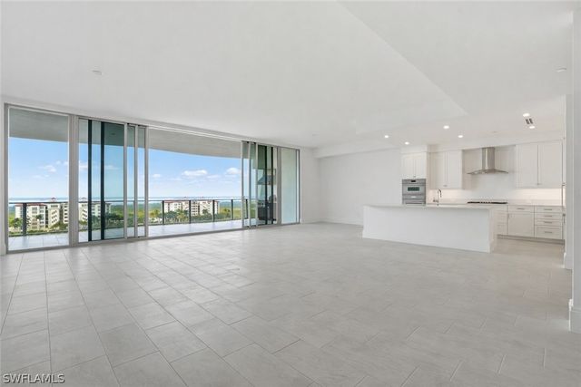 4810 Pelican Colony 903, Bonita Springs, FL 34134