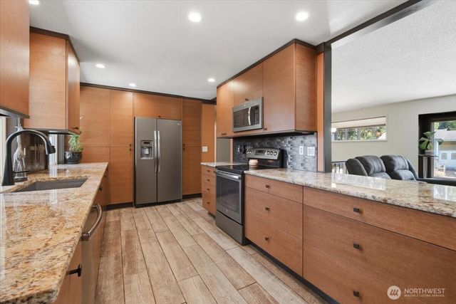 3516 SW 339th Place, Federal Way, WA 98023