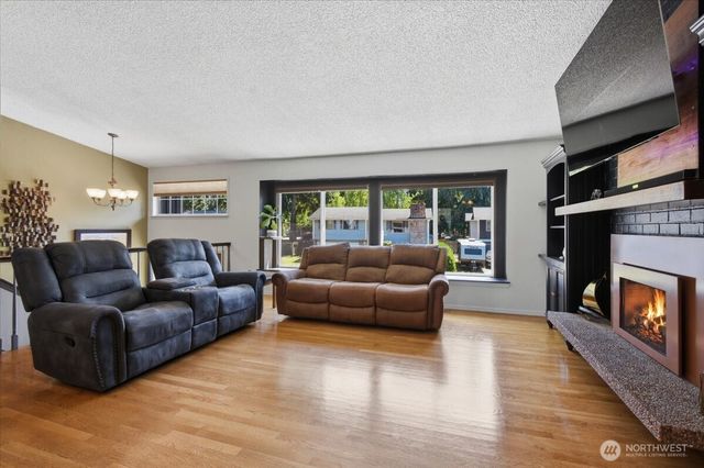 3516 SW 339th Place, Federal Way, WA 98023