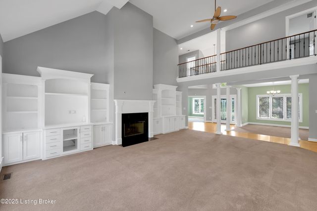 7005 Quarry Dr, Crestwood, KY 40014