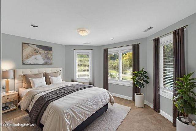 7005 Quarry Dr, Crestwood, KY 40014