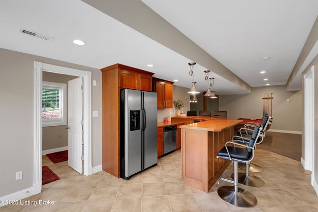 7005 Quarry Dr, Crestwood, KY 40014