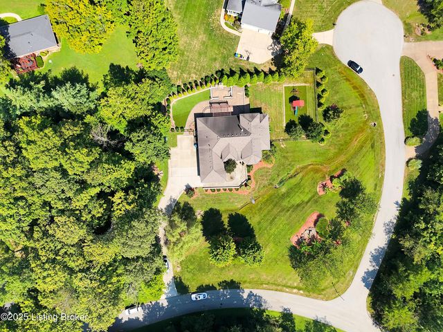 7005 Quarry Dr, Crestwood, KY 40014