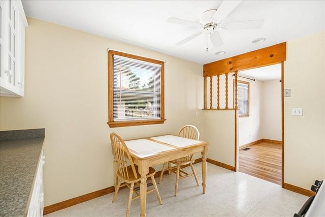 20 Pine Hill Ter, Rockland, MA 02370