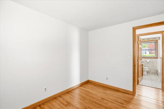 20 Pine Hill Ter, Rockland, MA 02370