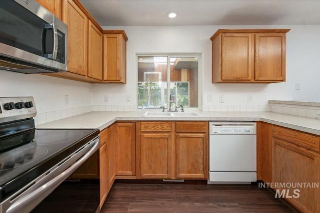 6417 E Brimley Drive, Nampa, ID 83687