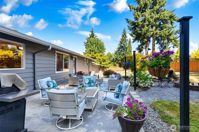 6725 73rd Street NE, Marysville, WA 98270