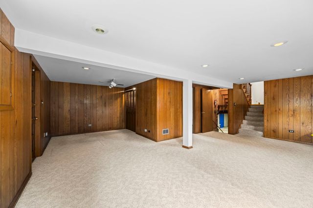 1706 E Euclid Avenue, Arlington Heights, IL 60004