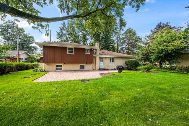 1706 E Euclid Avenue, Arlington Heights, IL 60004