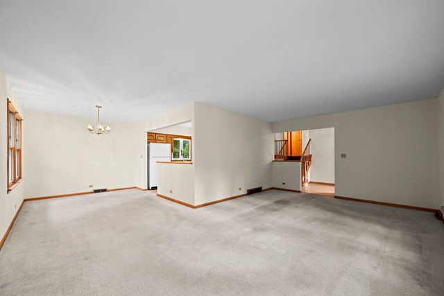1706 E Euclid Avenue, Arlington Heights, IL 60004