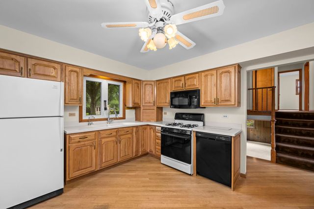 1706 E Euclid Avenue, Arlington Heights, IL 60004