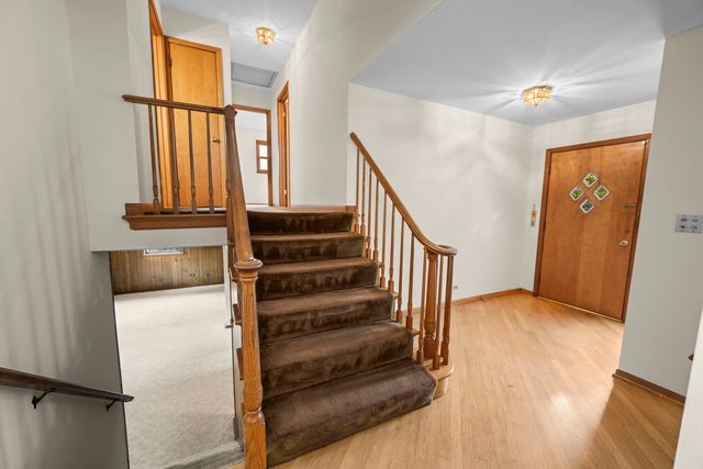1706 E Euclid Avenue, Arlington Heights, IL 60004