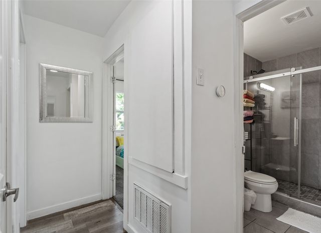 1935 Nomas Street, Dallas, TX 75212