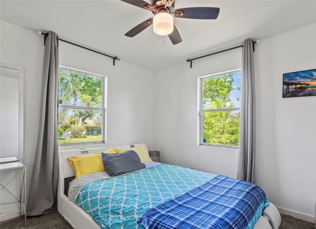 1935 Nomas Street, Dallas, TX 75212