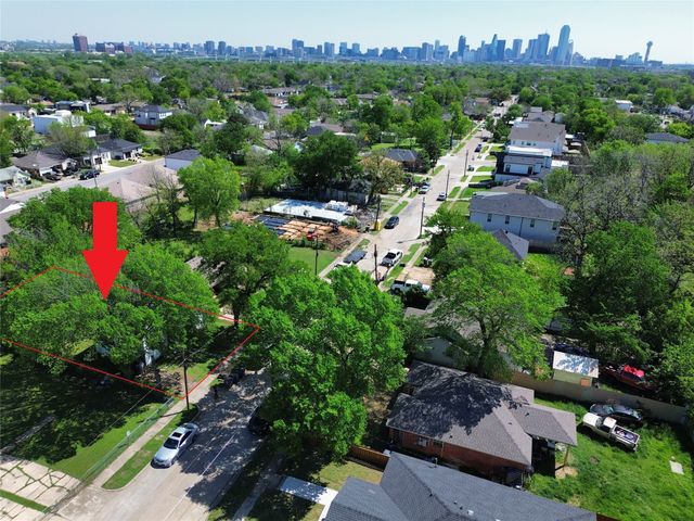 1935 Nomas Street, Dallas, TX 75212