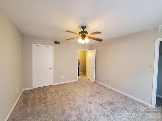 7949 Shady Oak Trail 37, Charlotte, NC 28210