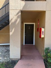 15600 SW 106th Lane 1007, Miami, FL 33196