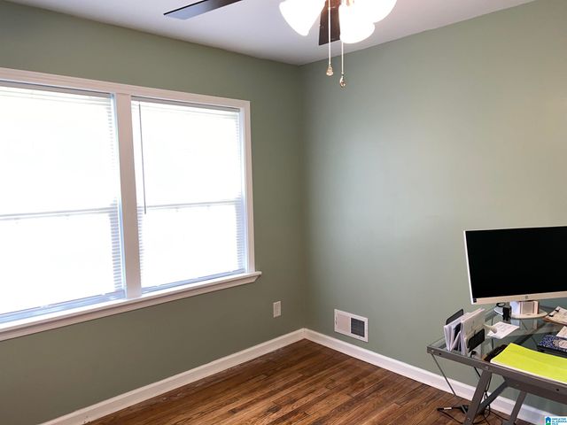 424 12TH AVENUE, Midfield, AL 35228