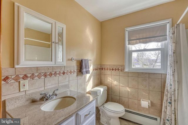 6336 BLUE FLAG AVE, Harrisburg, PA 17112