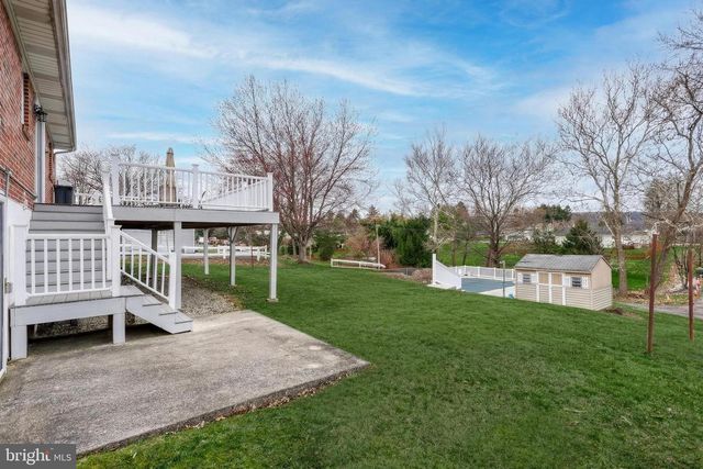 6336 BLUE FLAG AVE, Harrisburg, PA 17112