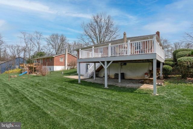 6336 BLUE FLAG AVE, Harrisburg, PA 17112