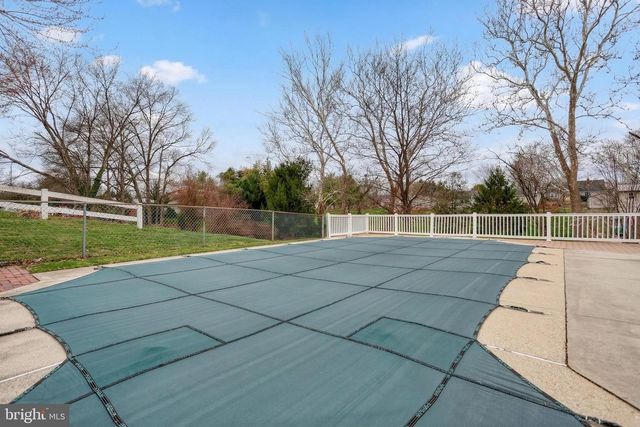 6336 BLUE FLAG AVE, Harrisburg, PA 17112