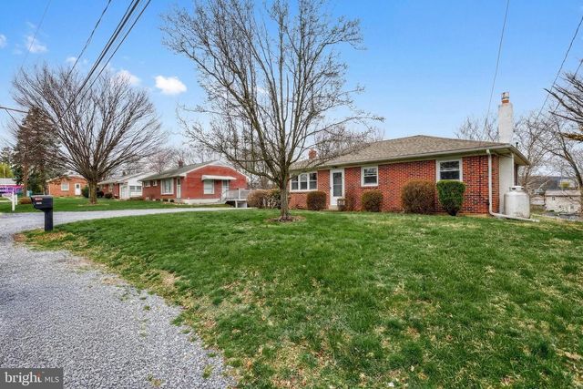 6336 BLUE FLAG AVE, Harrisburg, PA 17112