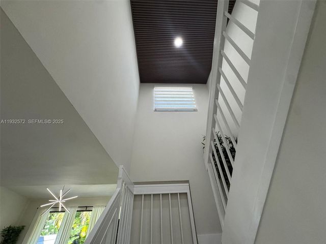 10109 NW 52nd Ter, Doral, FL 33178