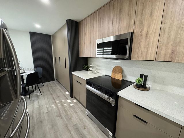 10109 NW 52nd Ter, Doral, FL 33178