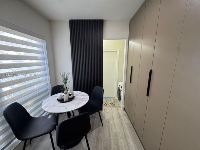 10109 NW 52nd Ter, Doral, FL 33178