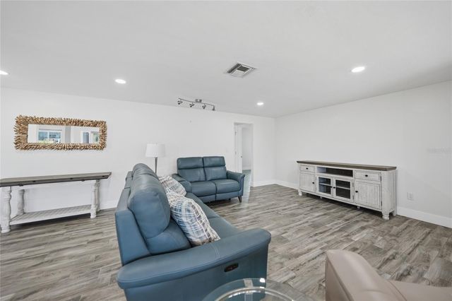 380 CORONADO DRIVE, Punta Gorda, FL 33950