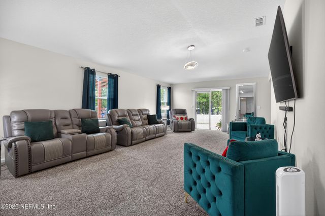 5990 BUCKING BRONCO Drive, Jacksonville, FL 32234