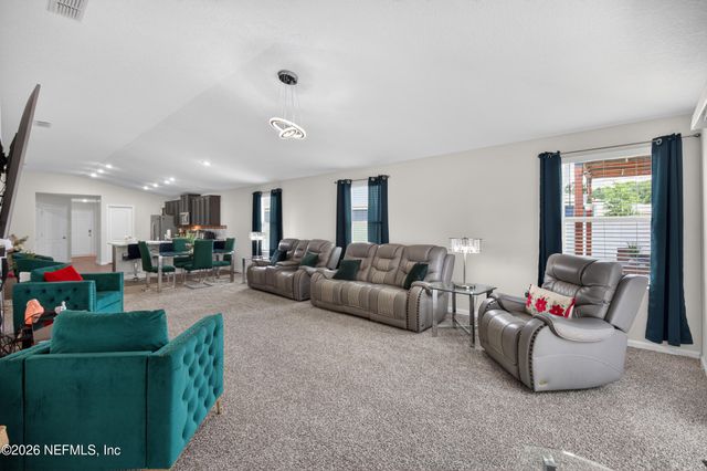5990 BUCKING BRONCO Drive, Jacksonville, FL 32234