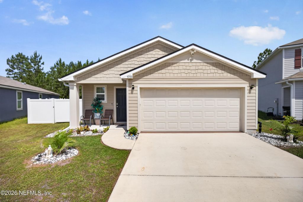 5990 BUCKING BRONCO Drive, Jacksonville, FL 32234