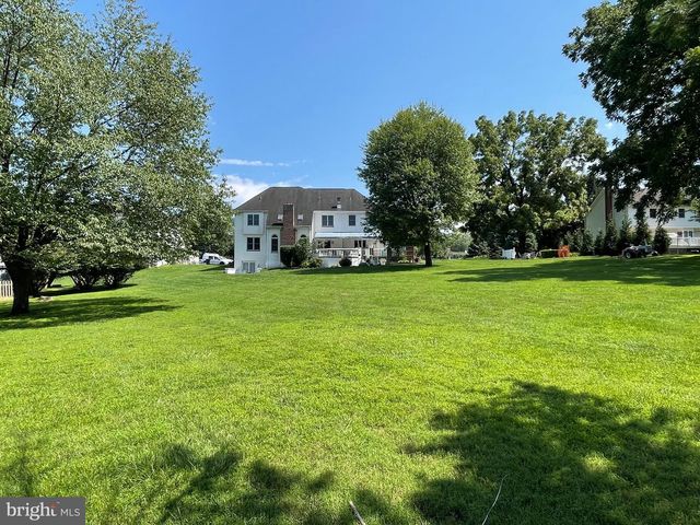 1830 BUCK RD, Feasterville-trevose, PA 19053