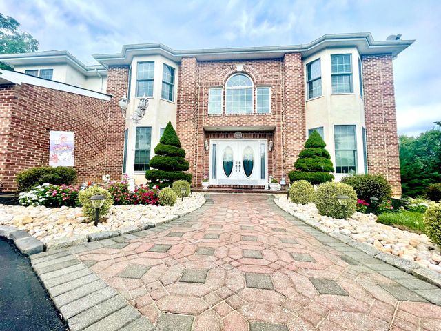 1830 BUCK RD, Feasterville-trevose, PA 19053