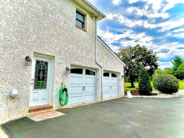 1830 BUCK RD, Feasterville-trevose, PA 19053